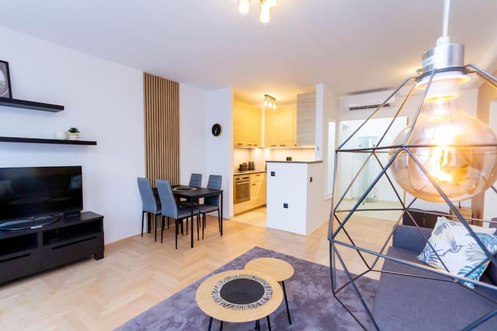 Gozsdu White Raven 3 - Terrace And Free Underground Parking Daire Budapeşte Dış mekan fotoğraf